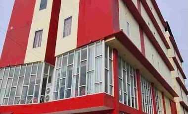Di Jual Hotel Aktif Di Kota Mamuju Sulawesi Barat

Spesifikasi : 

⁠1. Luas tanah krg lbh 1000m2   
           
2. Bangunan 1650m2

3. Kamar total 38 bangunan 5 lantai setengah.

4. 3 ruang meeting msg2 kapasitas 30.40 dan 100.

5. Ada roof top di lt 6.

6. Ada resto di lt 2 dan t4 breakfast

7. Full Furnished

8. SHM

9. Ada lift sudah terpasang semua, hanya belum berfungsi krn ada kabel yg blum terpasang

10.  Ada Water Heater lt2 & 3

Harga : 8 MILYAR NEGO