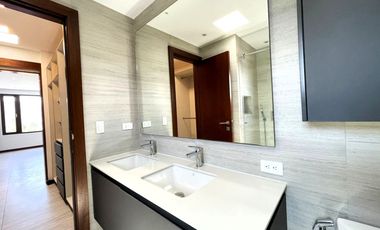Venta de Casa con 3 Habitaciones en Cumbayá