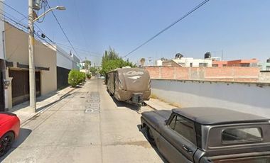 VENTA DE PROPIEDAD EN COLINAS DEL PONIENTE, AGUASCALIENTES
