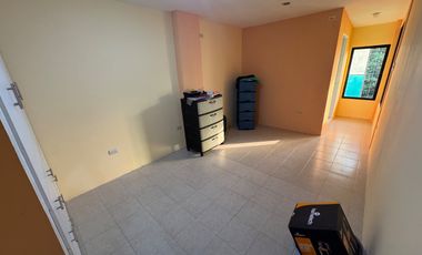 En venta casa de 3 dormitorios en urb.Bosque real 2 en Milagro.