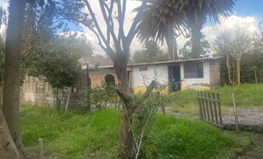 VENTA DE PROPIEDAD 1.000 M² TERR. / 300 M² CONST. EN EL CENTRO DE LA MERCED, VALLE DE LOS CHILLOS