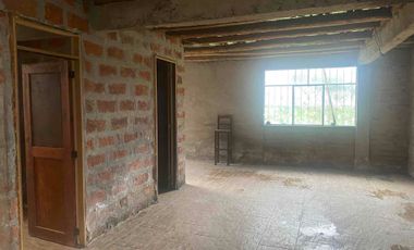 VENTA DE PROPIEDAD 1.000 M² TERR. / 300 M² CONST. EN EL CENTRO DE LA MERCED, VALLE DE LOS CHILLOS