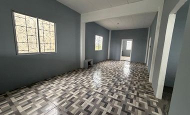 Casa de una planta remodelada en venta Ballenita, Santa Elena
