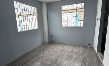 Casa de una planta remodelada en venta Ballenita, Santa Elena