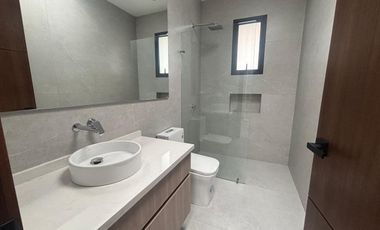 Hermosa Casa de Venta en Tumbaco! por Estrenar!