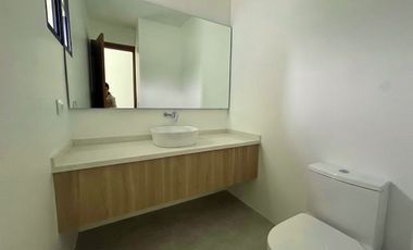 Hermosa Casa de Venta en Tumbaco! por Estrenar!