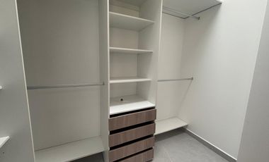 Hermosa Casa de Venta en Tumbaco! por Estrenar!