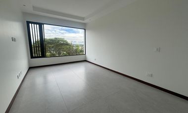 Hermosa Casa de Venta en Tumbaco! por Estrenar!