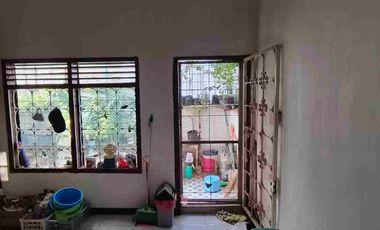 Rumah Siap Huni 3 Lantai di Angke Tambora Jakbar