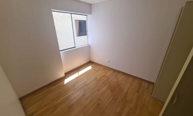 Departamento impecable de 3 dormitorios de buen tamano a pasos del parque.