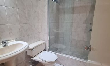 Departamento impecable de 3 dormitorios de buen tamano a pasos del parque.