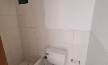 Departamento impecable de 3 dormitorios de buen tamano a pasos del parque.