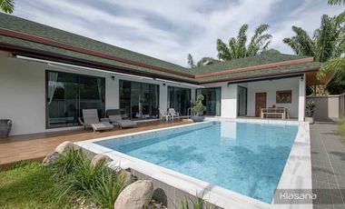 3 Bedroom Villa for Sale with 9m Pool, Exclusive Location