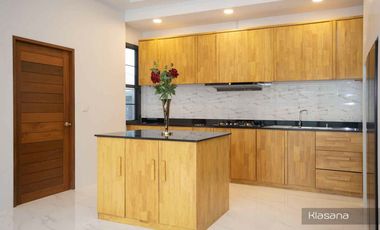 3 Bedroom Villa for Sale with 9m Pool, Exclusive Location