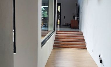 Bungalow House for Rent on a Prime Fairway Lot at Riviera Golf Estates via CALAX