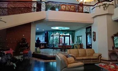 Rumah Mewah OKL Vibes di Araya Boulevard Malang