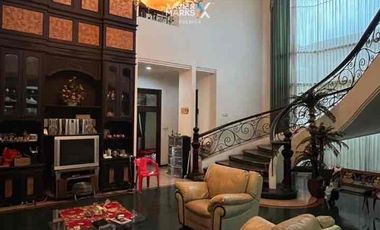 Rumah Mewah OKL Vibes di Araya Boulevard Malang