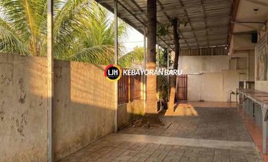 Rumah Hitung Tanah SELANGKAH ke Blok M Plaza!
Kebayoran Baru, Jakarta Selatan