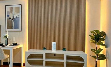 ✨FOR SALE! STUDIO CONDO with Balcony, with FREE APPLIANCES + FREE PARKING!