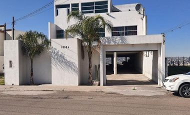 ¡Casa en Venta en Terrazas de la Presa! - INCREIBLE VISTA!