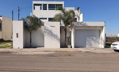 ¡Casa en Venta en Terrazas de la Presa! - INCREIBLE VISTA!