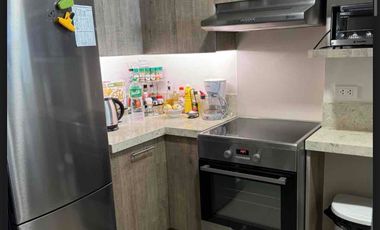 Renovated 1BR for Sale at Mondrian Residences