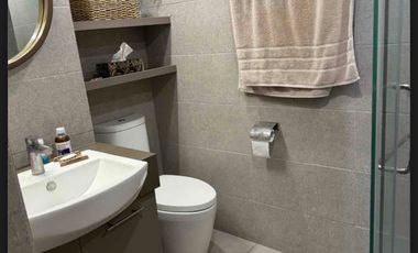 Renovated 1BR for Sale at Mondrian Residences