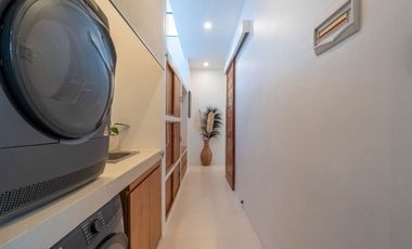 Vila dua lantai baru di lokasi prestisius dekat laut!