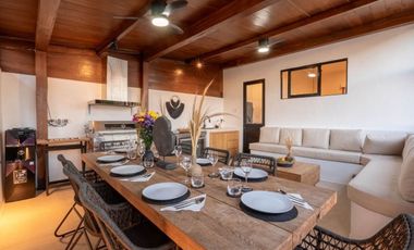 Vila dua lantai baru di lokasi prestisius dekat laut!