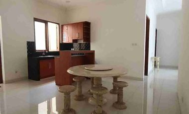 DIJUAL RUGI!!! Rumah Cantik di Bunga Bunga Suhat Dekat UB dan Polinema