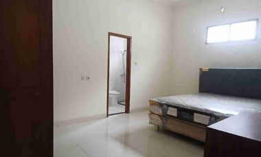 DIJUAL RUGI!!! Rumah Cantik di Bunga Bunga Suhat Dekat UB dan Polinema