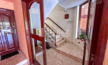 Vendo Duplex Frente Al Parque Martinelli, Surco