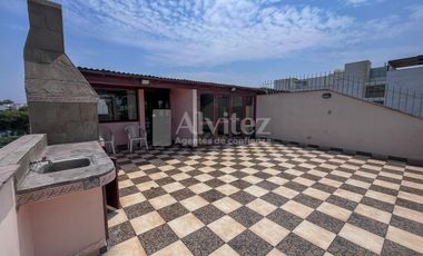 Vendo Duplex Frente Al Parque Martinelli, Surco