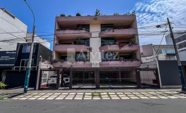 Vendo Duplex Frente Al Parque Martinelli, Surco