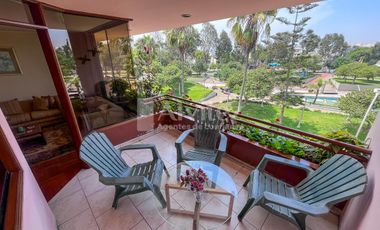 Vendo Duplex Frente Al Parque Martinelli, Surco