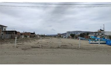 Venta de Terreno Frente al Mar en Crucita Manabí