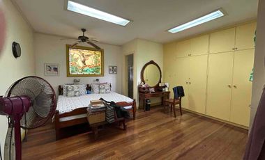 House and Lot in Santa Ana Manila very near Ayala Circuits Makati   RUSH Sale!!!