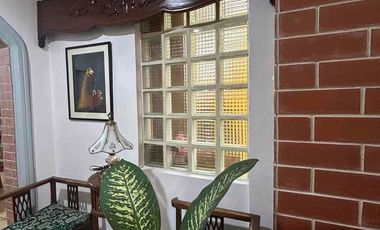 House and Lot in Santa Ana Manila very near Ayala Circuits Makati   RUSH Sale!!!
