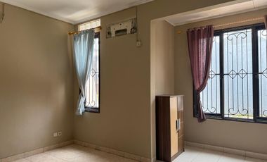 Rumah di Permata Buana,Uk 8x20m,Shm,Harga:5 M nego