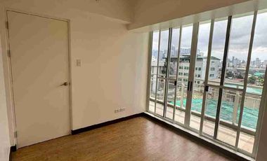 Prisma Residences 2 bedrooms end unit plus parking for rent near Rembo Makati & Kalayaan C5 access road to BGC Taguig