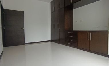 VENDO HERMOSA CASA CONJUNTO CALATRVA