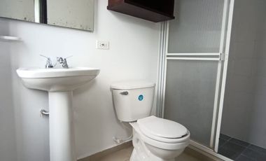 VENDO HERMOSA CASA CONJUNTO CALATRVA
