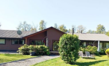 Acogedora  y Amplia casa en parcela a minutos de Villarrica