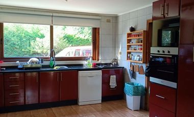 Acogedora  y Amplia casa en parcela a minutos de Villarrica
