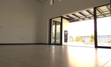 Venta de Departamento con 3 Habitaciones en Cumbayá