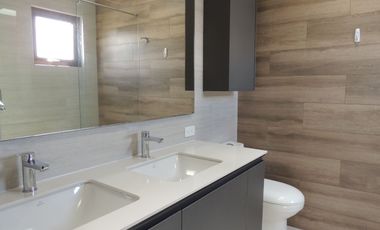 Venta de Departamento con 3 Habitaciones en Cumbayá