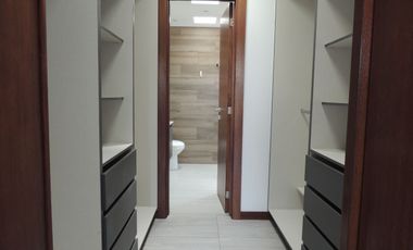 Venta de Departamento con 3 Habitaciones en Cumbayá