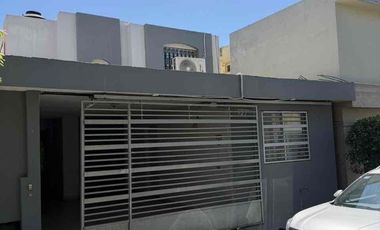 CASA EN RENTA EN BOSQUES DEL CONTRY