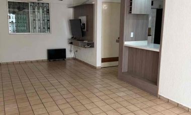 CASA EN RENTA EN BOSQUES DEL CONTRY
