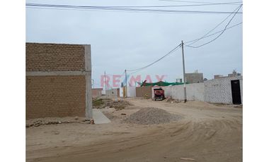 Gran Oportunidad: Local En Alquiler En Esquina - 350 M² -Huanchaquito-S/.1800